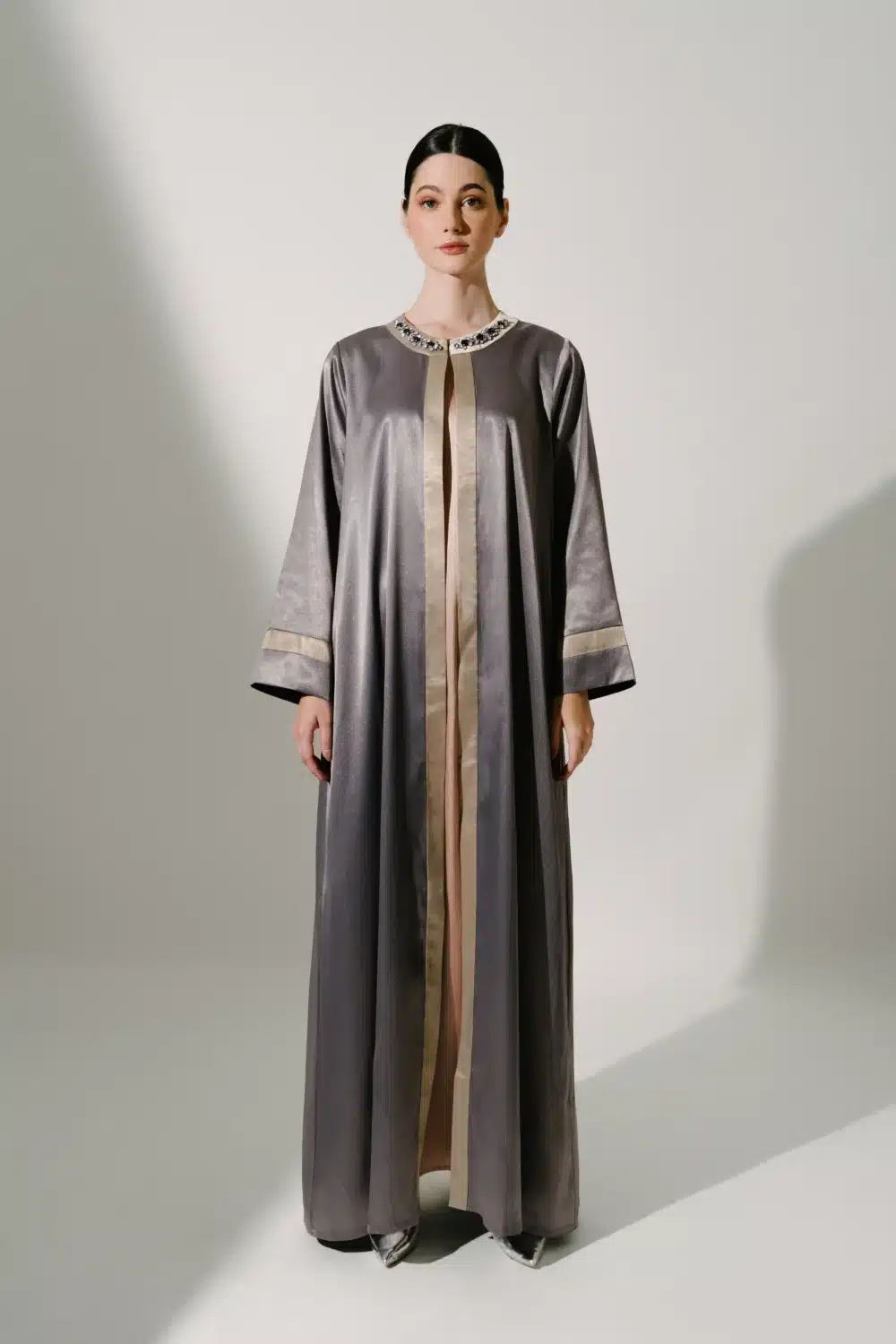 HAFSA OPEN ABAYA In Silver