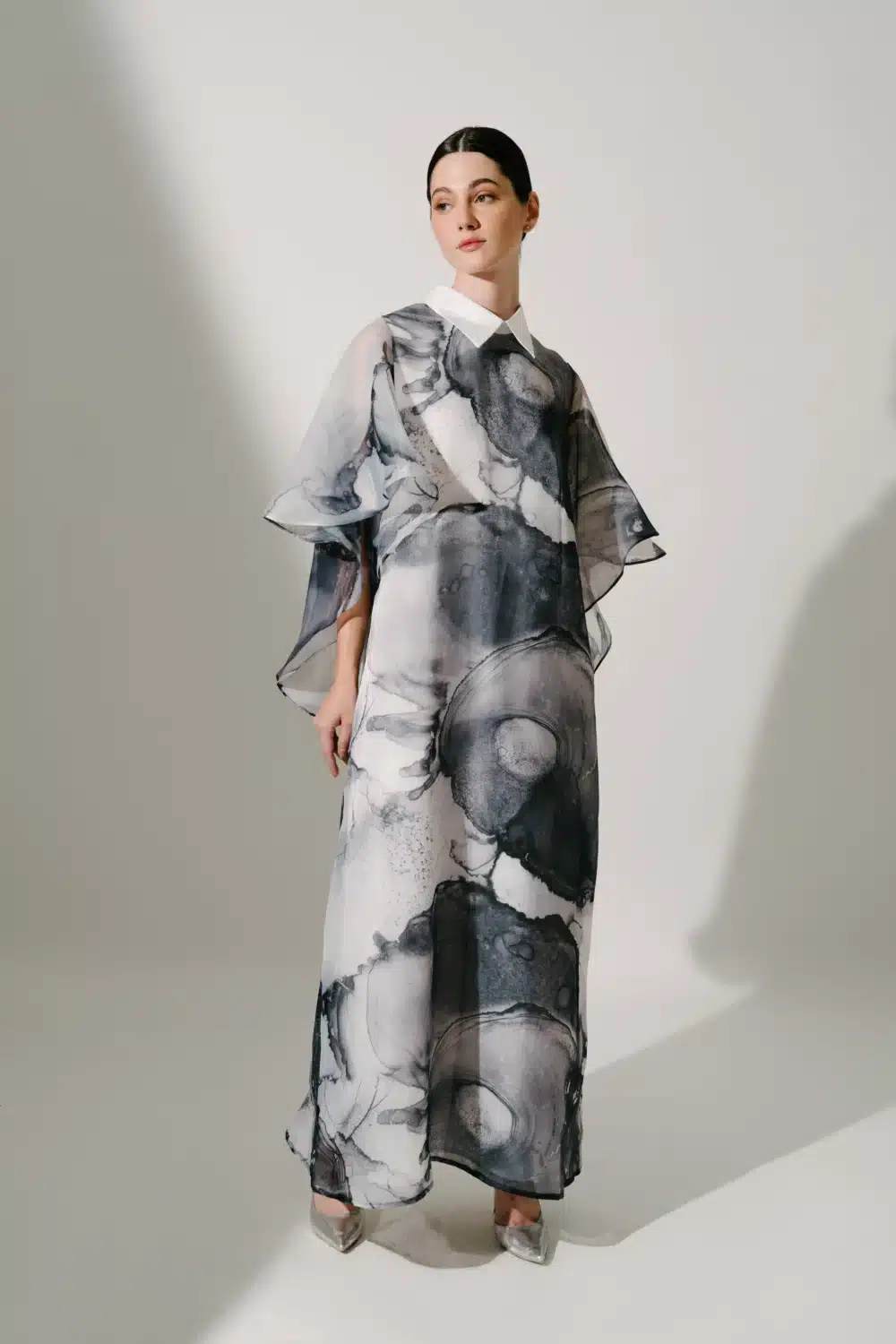 LAYLA KAFTAN in Gray