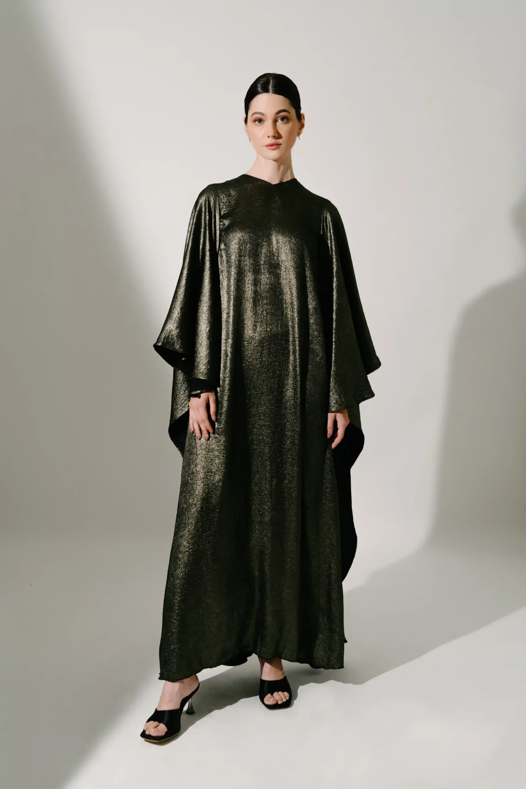 SARA KAFTAN in Shimmer Black