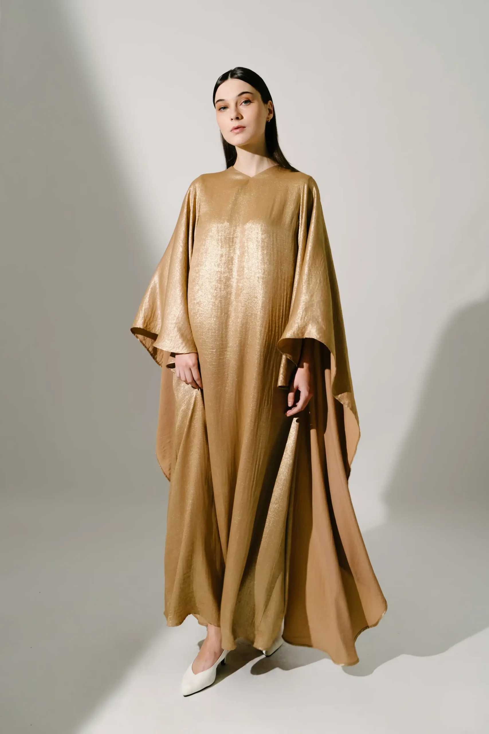 SARA KAFTAN in Shimmer Taupe